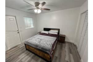 2744 Nw 13th St B, Fort Lauderdale