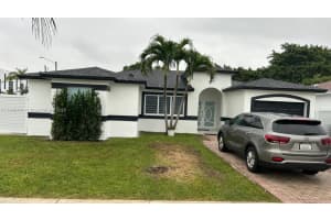 12497 Sw 199th Ter, Miami