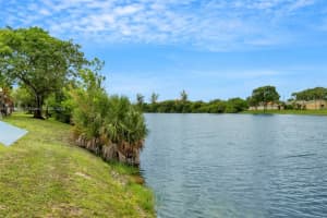 6545 Racquet Club Dr 115, Lauderhill