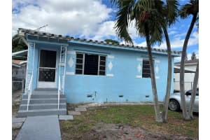 75 E 13th St, Hialeah
