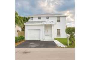 5916 Woodland Point Pl, Tamarac
