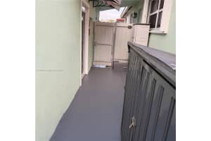 6524 Wiley St B, Hollywood