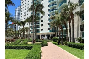 3901 S Ocean Dr 4p, Hollywood