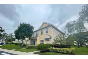 16658 Hemingway Dr, Weston 16658 Hemingway Dr, Weston