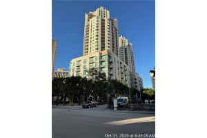9055 Sw 73rd Ct 907, Miami