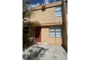 6007 Sw 69th St 74, South Miami