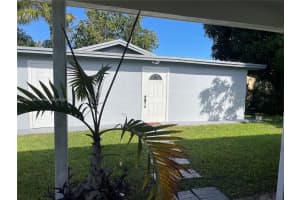 4851 Nw 192nd St Efficiency, Miami Gardens 4851 Nw 192nd St Efficiency, Miami Gardens