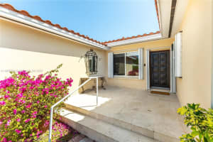 9457 Carlyle Ave, Surfside 9457 Carlyle Ave, Surfside