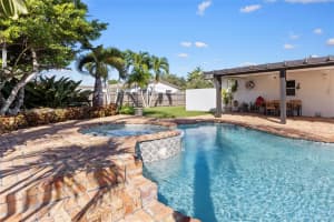 9250 Sw 185th Ter, Cutler Bay