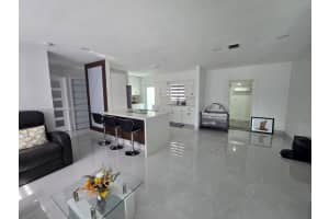 2845 Nw 164th Ter, Miami Gardens