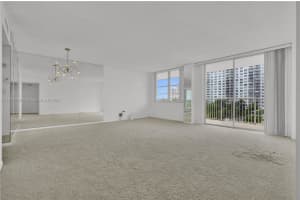 2851 Ne 183rd St 504e, Aventura