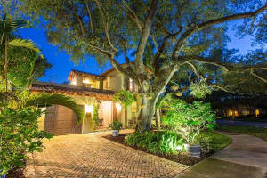 454 Rosaro Ave 454, Coral Gables