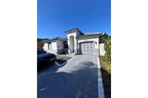 4607 Nw 165th St, Miami Gardens