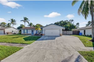 190 Martin Cir, Royal Palm Beach