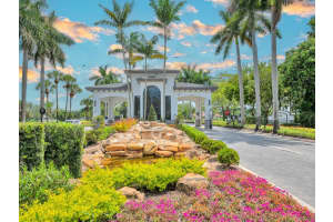 2710 Walkers Way, Weston