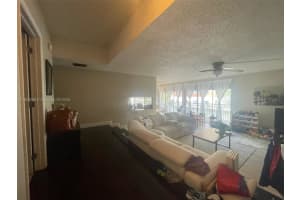 4850 Sw 63rd Ter 322, Davie