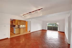 8335 Sw 72nd Ave 205d, Miami