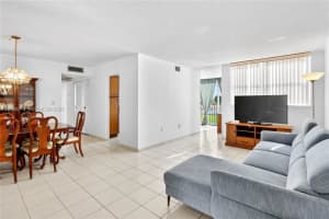 9401 Sw 4th St 301-6, Miami
