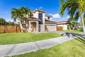 10941 Sw 226th Ter, Miami