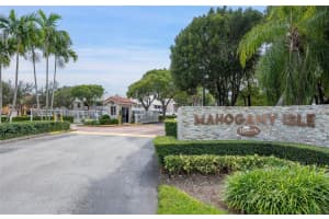 10421 Mahogany Key Cir 105, Miami