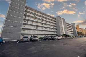 619 Ne 14th Ave 304, Hallandale Beach