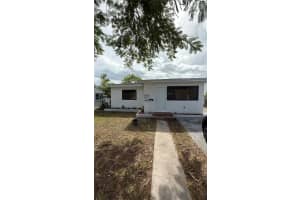 2462 Johnson St, Hollywood