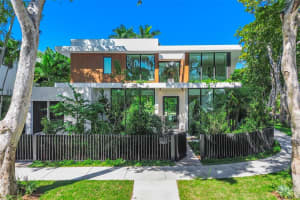 1661 Onaway Dr, Miami