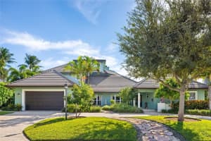 70 Bay Colony Ln, Fort Lauderdale