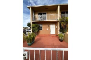 10992 Sw 4th St K1, Sweetwater