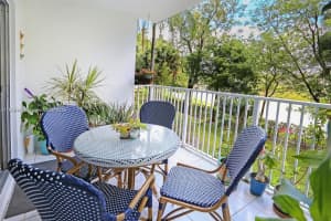 3850 Washington St 212, Hollywood