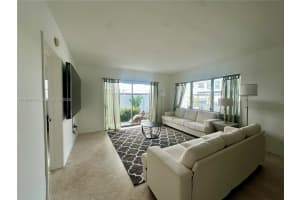 1135 101st St 3, Bay Harbor Islands