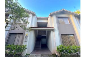 3215 Coral Lake Dr 3215, Coral Springs