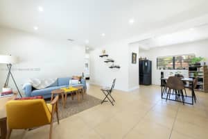 250 Ne 170th St, North Miami Beach