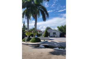 25 E 53rd Ter, Hialeah
