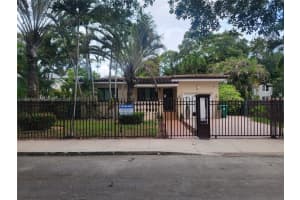 677 Ne 60th St, Miami 677 Ne 60th St, Miami