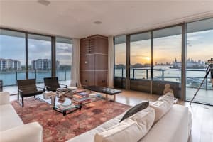 800 S Pointe Dr 704, Miami Beach