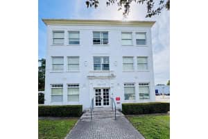 924 Marseille Dr 8, Miami Beach