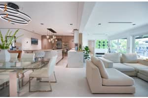 2537 Se 10th Ct, Pompano Beach