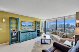 3600 Yacht Club Dr 904, Aventura