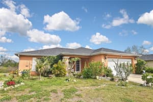 2612 66 St W, Lehigh Acres