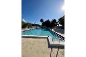 7441 Wayne Ave 2d, Miami Beach