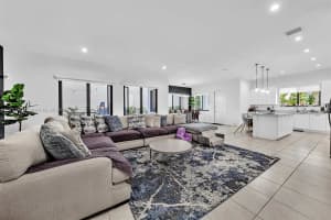 4346 Nw 81st Ave, Doral