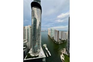 200 Biscayne Boulevard Way 3907, Miami 200 Biscayne Boulevard Way 3907, Miami
