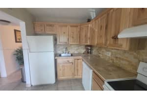 5851 Nw 62nd Ave 202, Tamarac