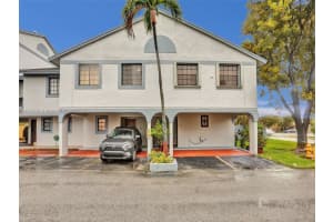 1465 Sw 122nd Ave 1-19, Miami