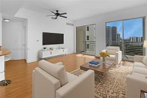 1830 Radius Dr 1119, Hollywood