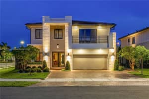 12021 Sw 82nd Pl, Miami