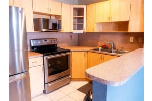 13241 Sw 17th Ln 23-4, Miami