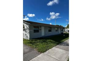 804 Nw 10th St 804, Hallandale Beach