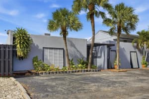 16380 Briar Patch Pl 16380, Miami Lakes